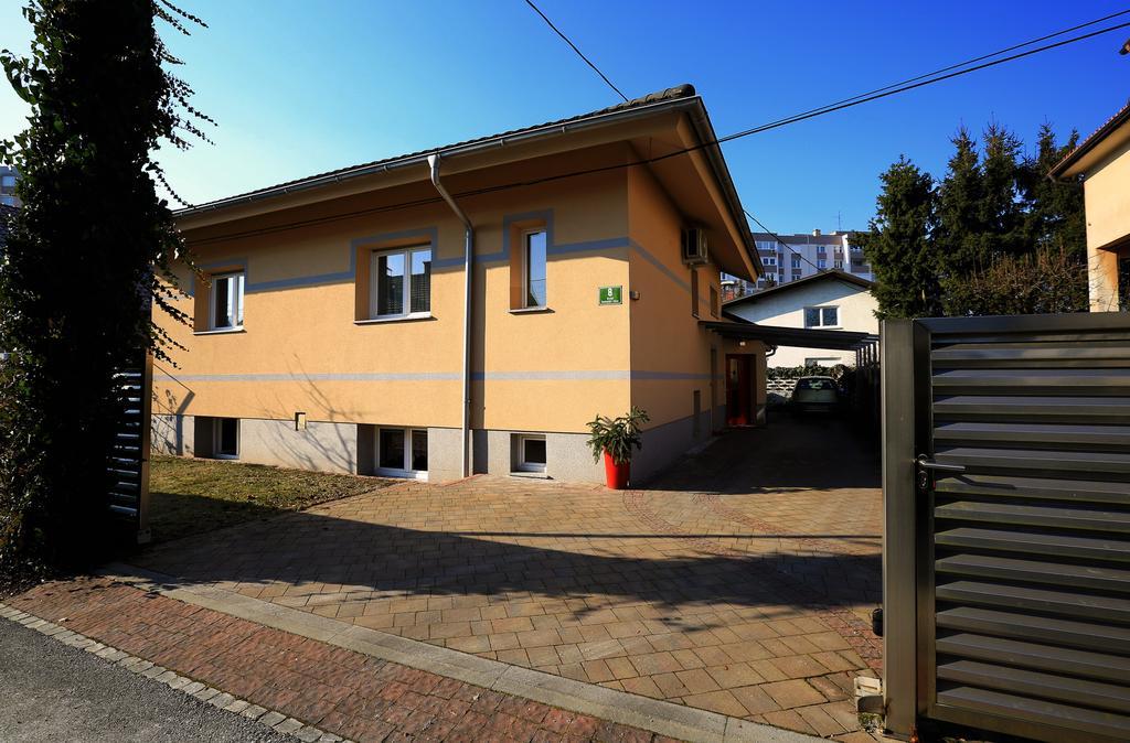 Apartment In Ljubljana Luaran gambar