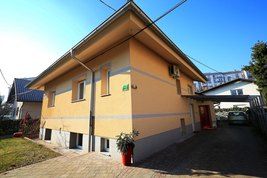 Apartment In Ljubljana Luaran gambar